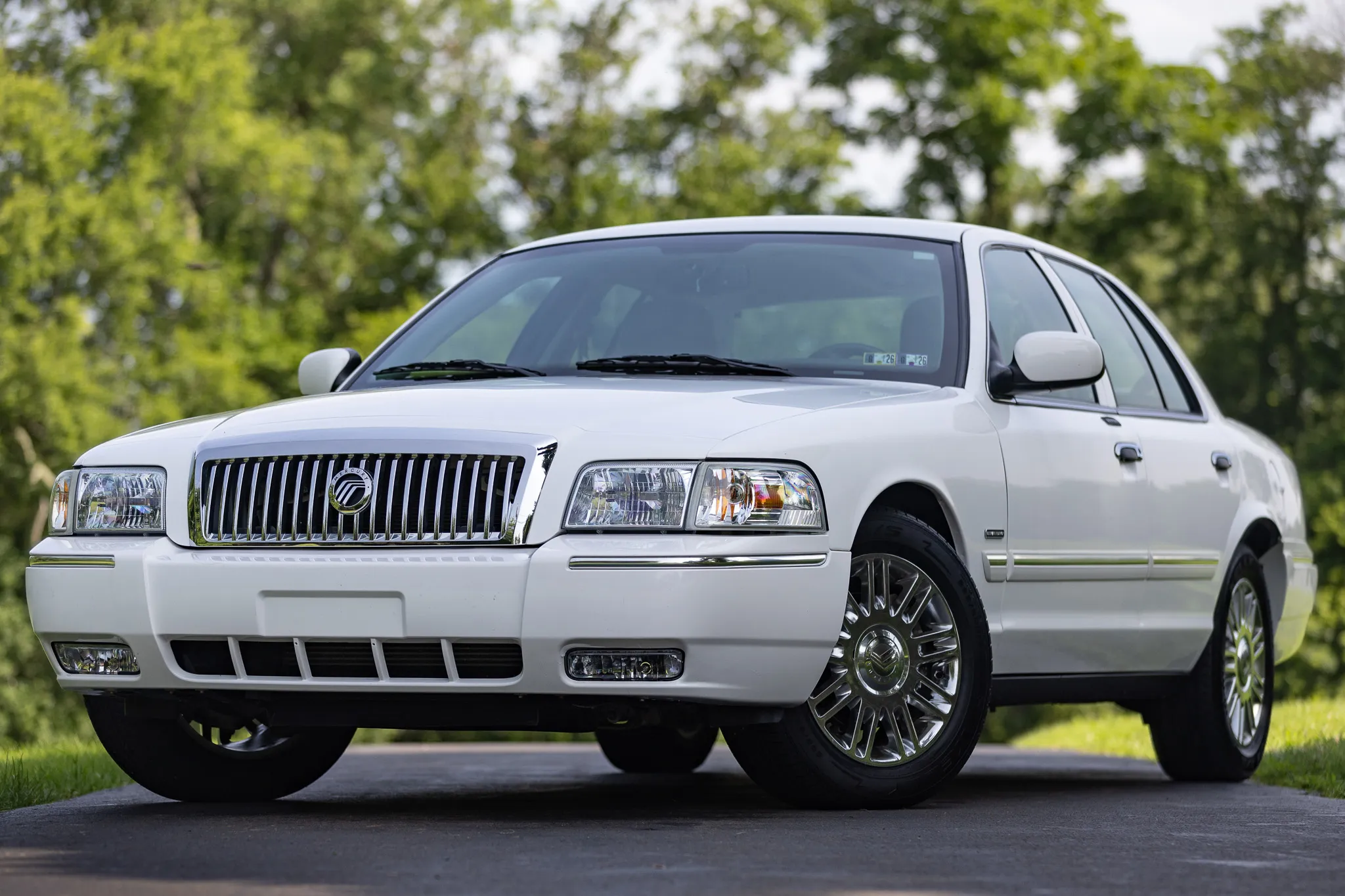 2010 Mercury Grand Marquis LS VIN 2MEBM7FV3AX600859